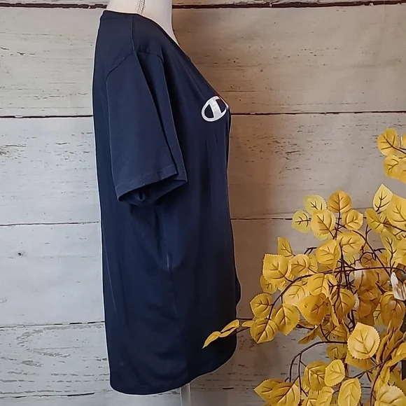 NWOT MENS NAVY BLUE SHORT SLEEVE CHAMPION TEE SHIRT - Picture 5 of 8